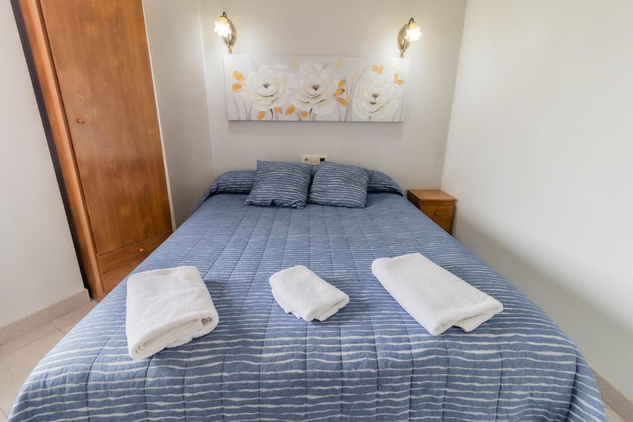 Hostal - Restaurante La Buena Villa by Vivere Stays Villalonquéjar Esterno foto
